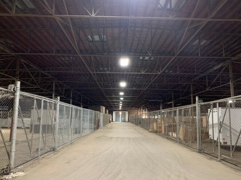 More Photos Of 147 Warehouse St, Weber City Warehouse For Lease