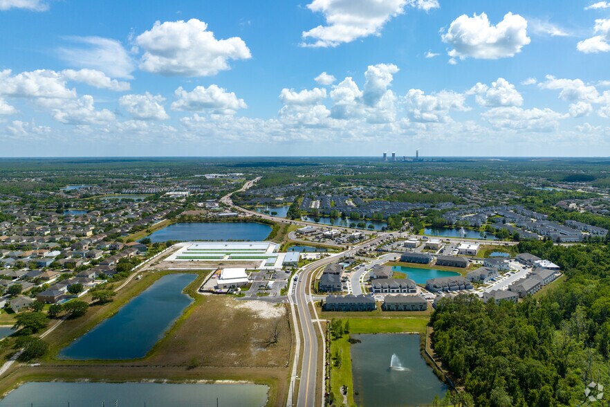 More Photos Of 15565 Golden Isle Blvd, Orlando Daycare Center For Sale