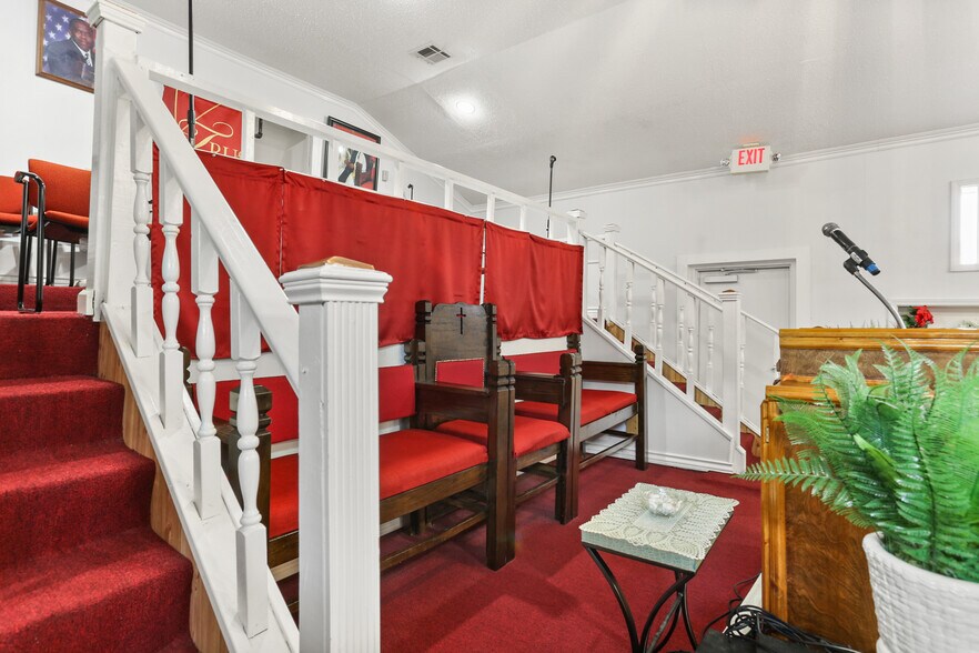 More Photos Of 3140 Jackson Ave, New Orleans Religious Facility For Sale