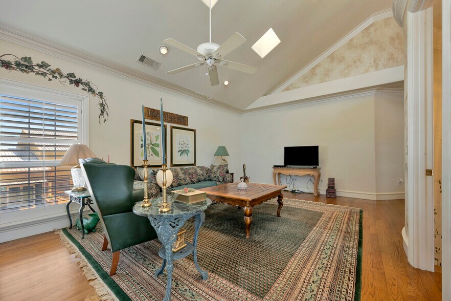 More Photos Of , Euless Unknown For Sale