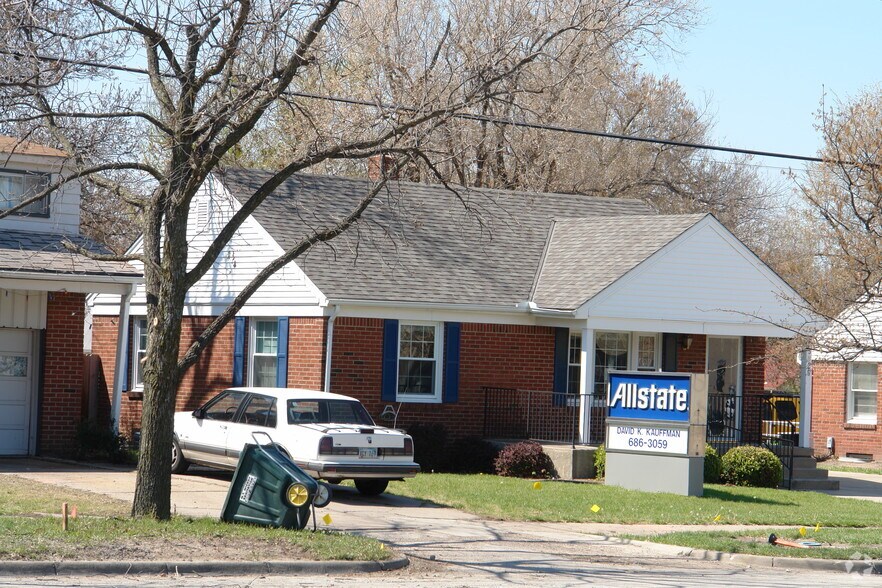 More Photos Of 5825 E Central Ave, Wichita Office For Sale