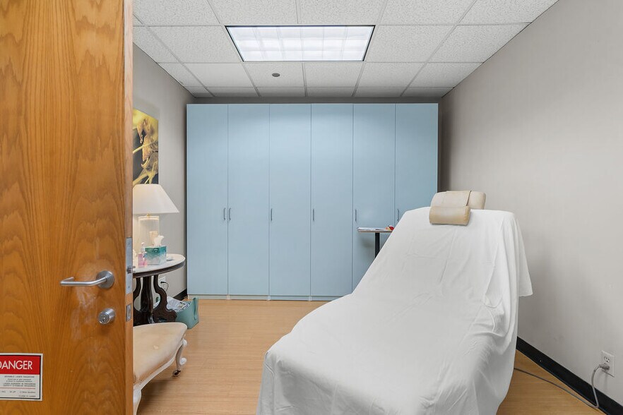 More Photos Of 203 Willow St, San Francisco Office For Sale