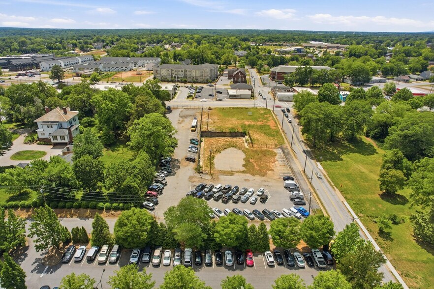 More Photos Of 577 N Church St, Spartanburg Land For Sale