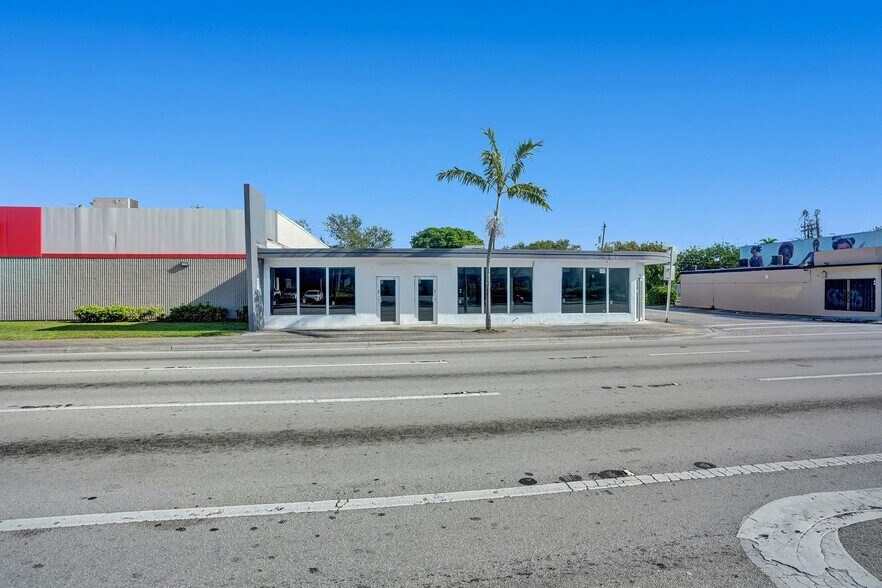 More Photos Of 3055-3057 Broward Blvd, Fort Lauderdale Storefront Retail Office For Sale