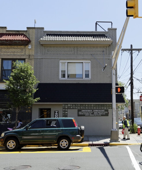 More Photos Of 7400 Bergenline Ave, North Bergen Medical For Lease