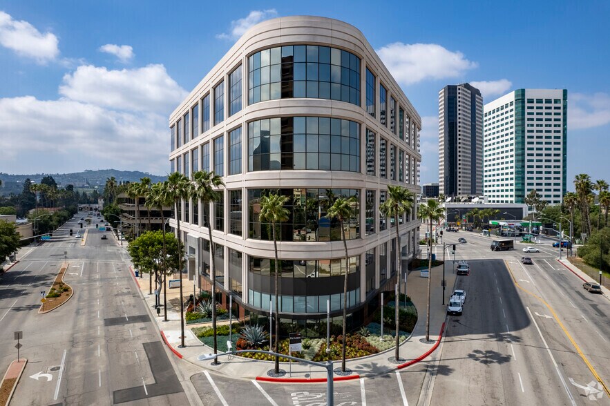 More Photos Of 3601 W Olive Ave, Burbank Office For Lease