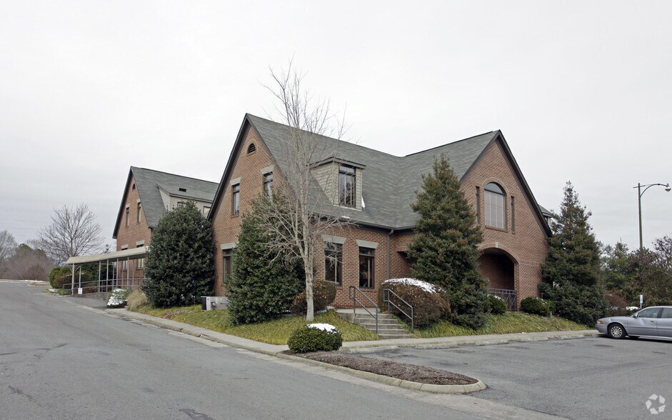 More Photos Of 420 Laboratory Rd, Oak Ridge Medical For Sale