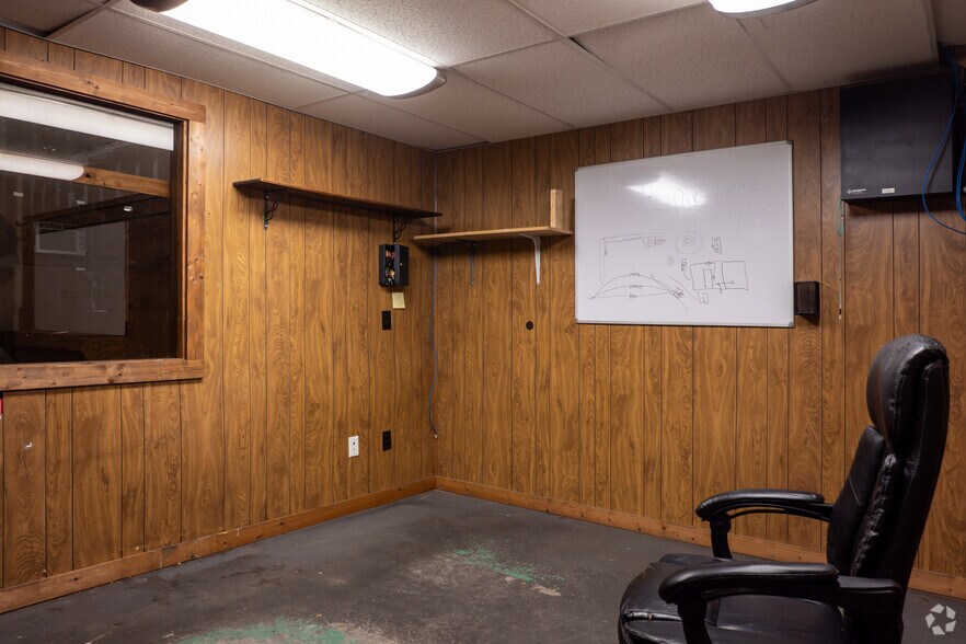More Photos Of 5407 NW 44th Ave, Ocala Manufacturing For Lease