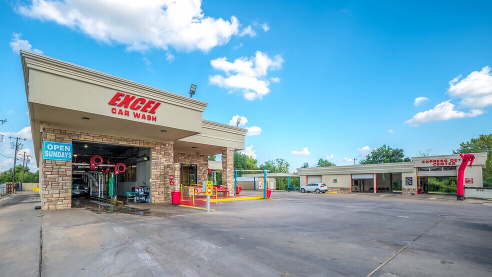 More Photos Of 311 S Timberland Dr, Lufkin Carwash For Sale