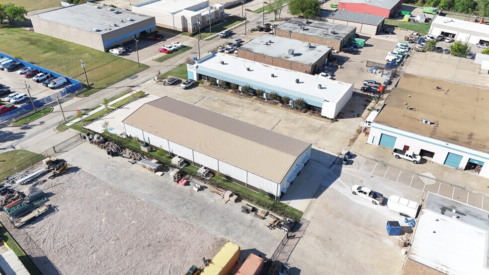 More Photos Of 3305 Century Dr, Rowlett Showroom For Sale