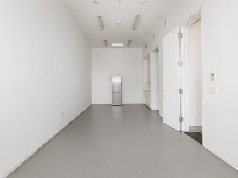 More Photos Of 208 Main St, El Segundo Loft Creative Space For Sale