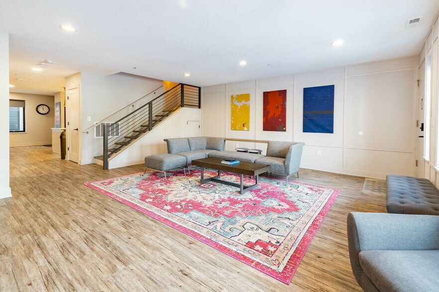 More Photos Of 830 Henry St, Ann Arbor Apartments For Sale