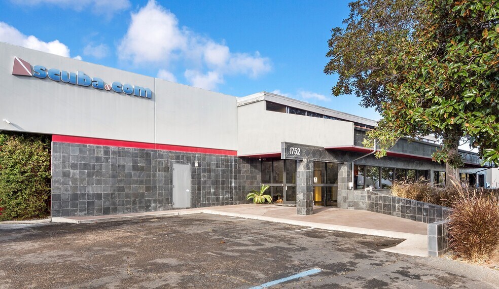 More Photos Of 1752 Langley Ave, Irvine Light Manufacturing For Lease