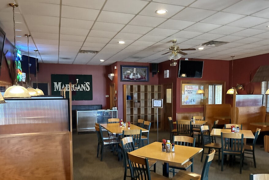 More Photos Of 110 Star St W, Maple Lake Restaurant For Sale
