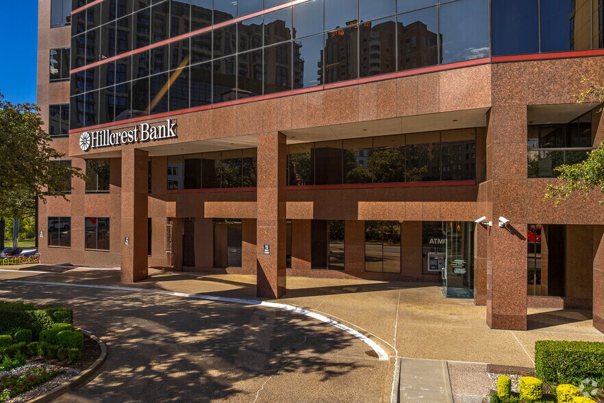 More Photos Of 3102 Maple Ave, Dallas Office For Lease