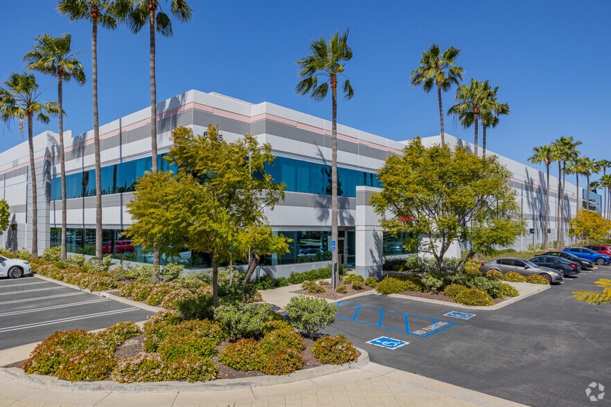 Primary Photo Of 6262 Katella Ave, Cypress Manufacturing For Lease
