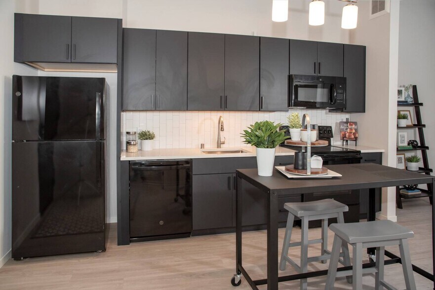 More Photos Of 1020 3rd St N, Minneapolis Apartments For Sale