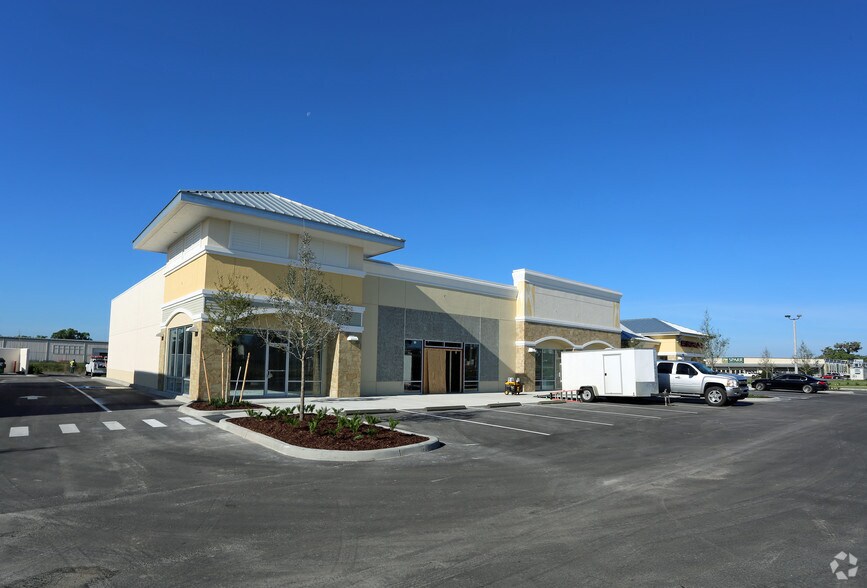 More Photos Of 4675 E Sr-44, Wildwood Freestanding For Lease