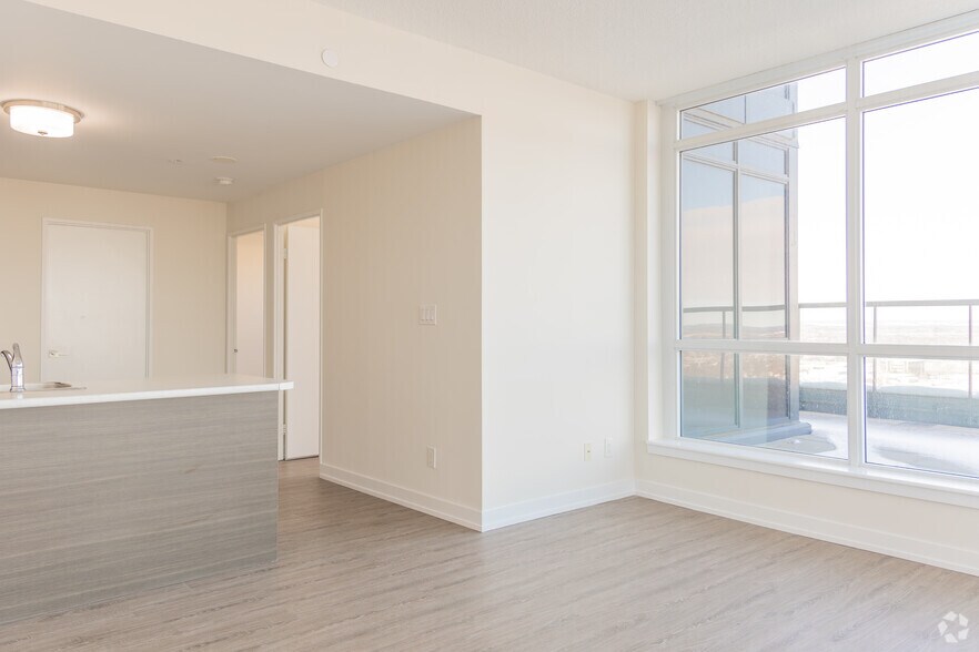 More Photos Of 73 Bayly St W, Ajax Apartments For Lease