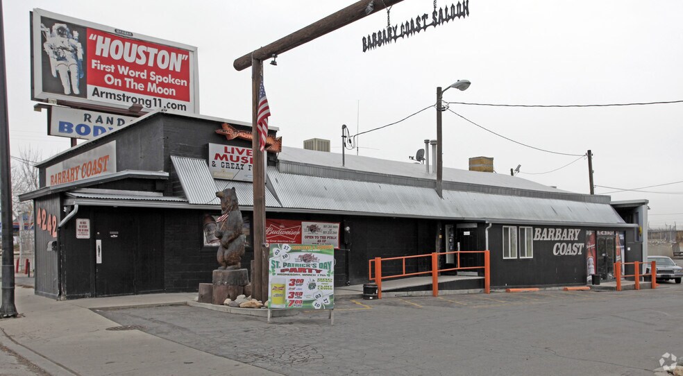 Primary Photo Of 4242 S State St, Salt Lake City Bar For Sale