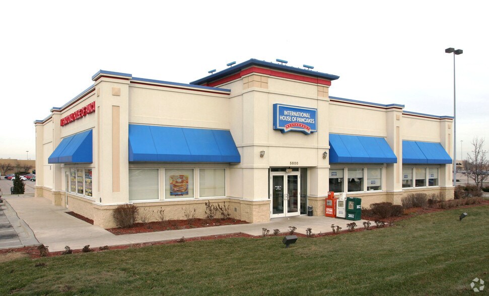 More Photos Of 5800 Durand Ave, Racine Restaurant For Sale