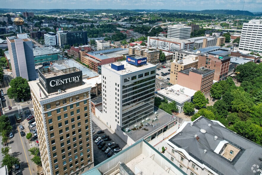 More Photos Of 607 Market St, Knoxville Office For Lease