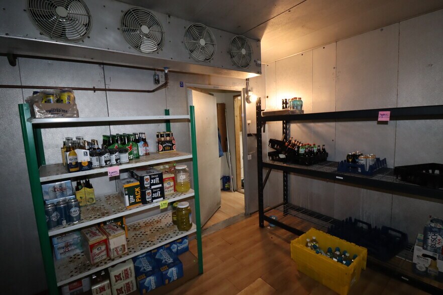 More Photos Of 22195 Highway 63, Grand View Storefront Retail Residential For Sale