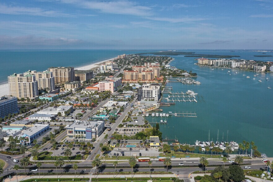 More Photos Of 401 E Shore Dr, Clearwater Beach Hotel For Sale
