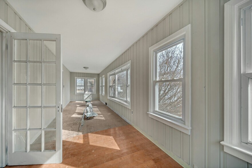 More Photos Of 10 Us Highway 46, Hackettstown Freestanding For Sale