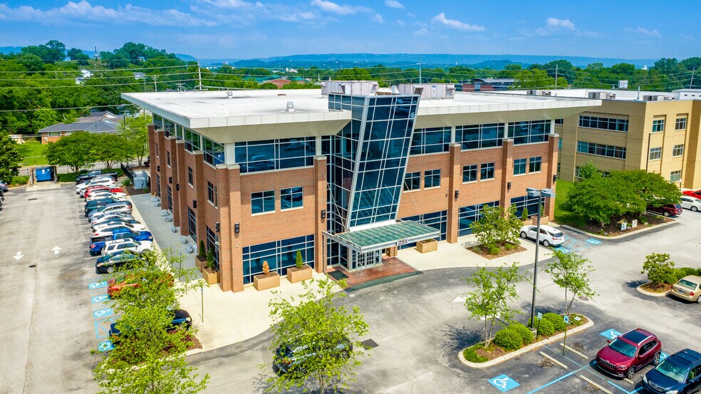 Primary Photo Of 251 N Lyerly St, Chattanooga Medical For Lease