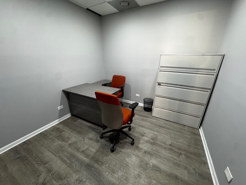 More Photos Of 6166 S Sayre Ave, Chicago Warehouse For Lease