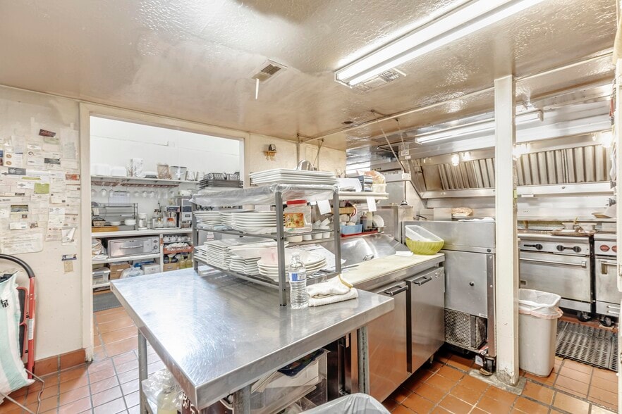 More Photos Of 627 Main St, Suisun City Restaurant For Sale
