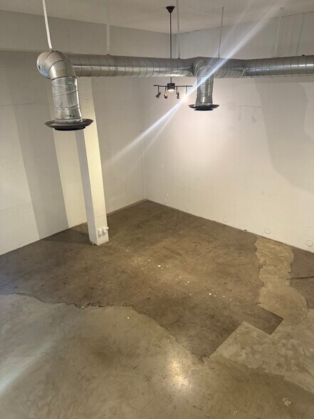 More Photos Of 3615 Main St, Riverside Storefront Retail Office For Lease