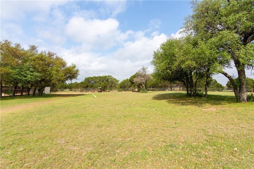More Photos Of 15000 Fitzhugh Rd, Austin Land For Lease