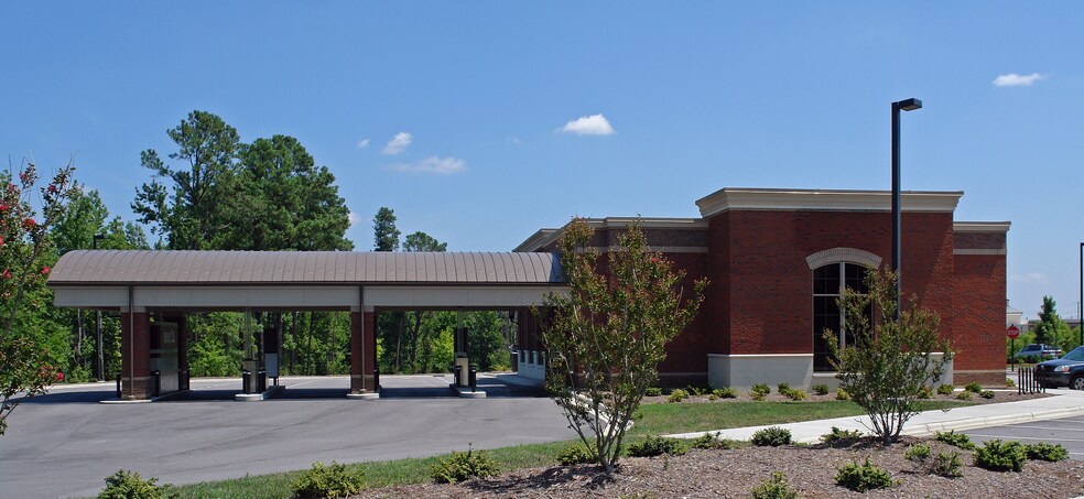 More Photos Of 81 Cornerstone Dr, Cary Bank For Lease