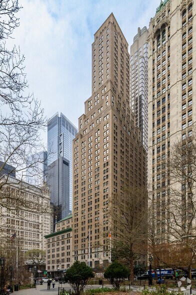 More Photos Of 225 Broadway, New York Office For Lease