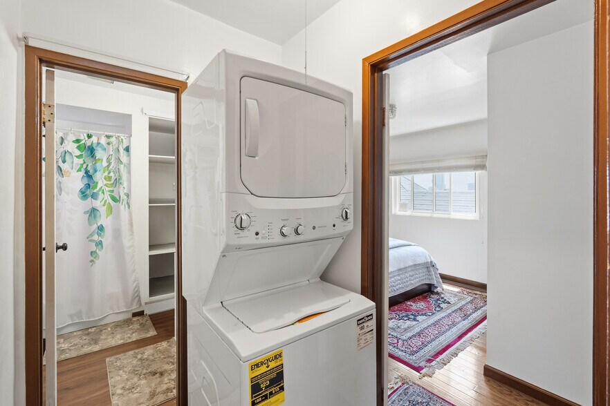 More Photos Of 1026 Figueroa Ter, Los Angeles Apartments For Sale
