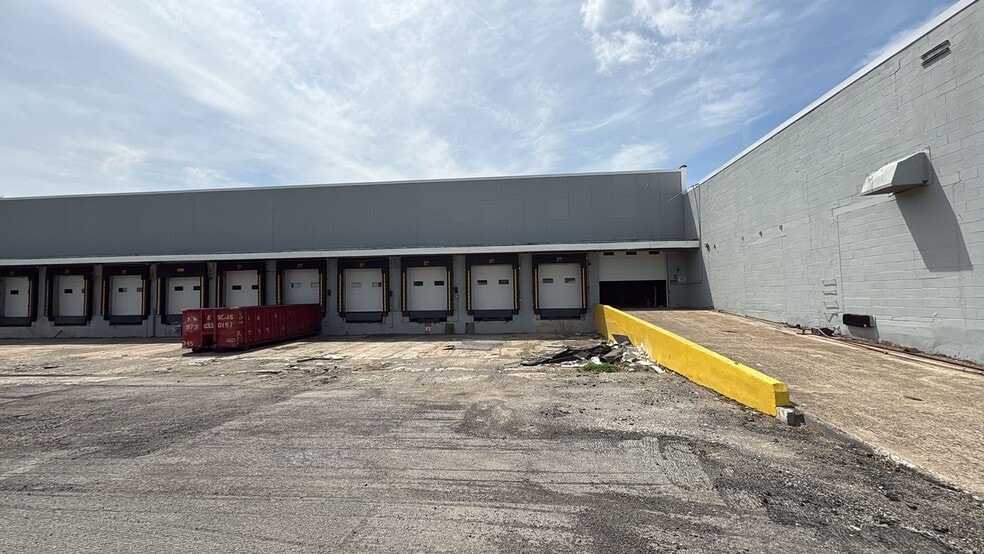 More Photos Of 1062 Ringwood Avenue, Haskell Manufacturing For Lease