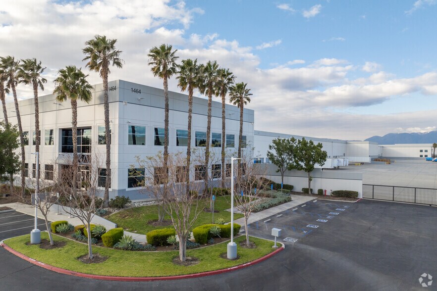 Primary Photo Of 1464 W Merrill Ave, Rialto Distribution For Lease