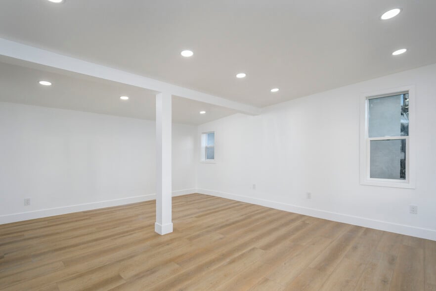 More Photos Of 15832 Whittier Blvd, Whittier Loft Creative Space For Lease