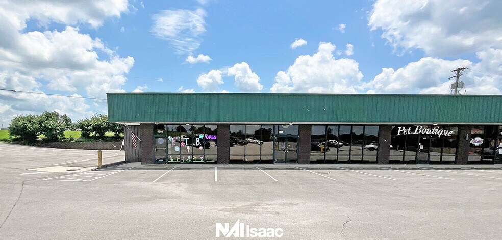 More Photos Of 1000-1052 Eagle Lake Dr, Lawrenceburg Unknown For Lease