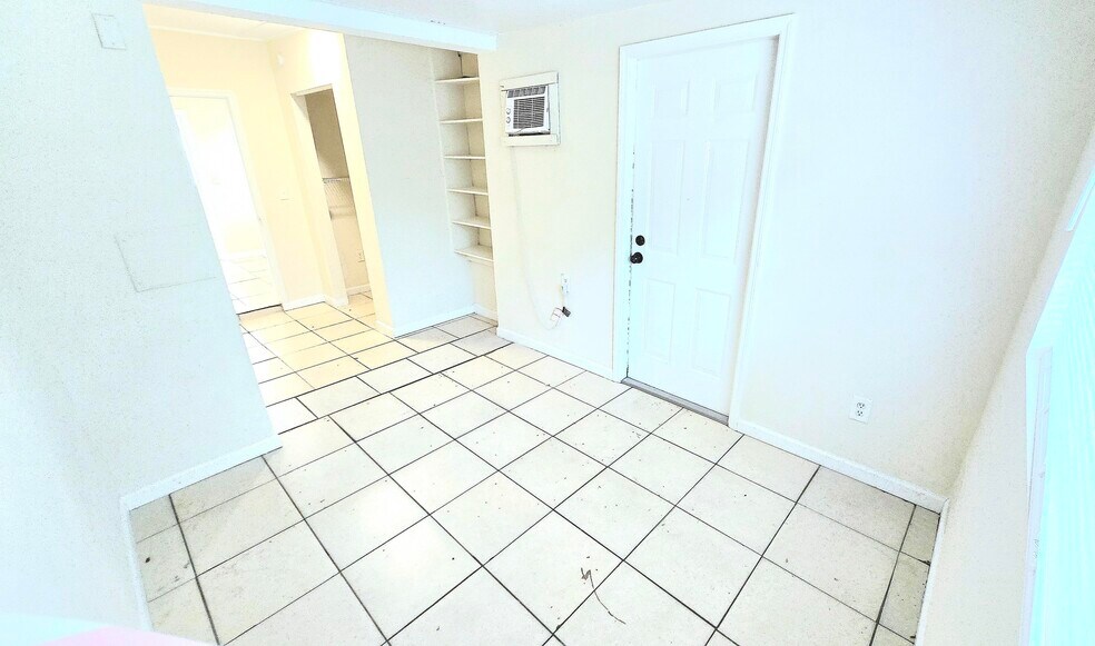 More Photos Of , Bradenton Multifamily For Sale