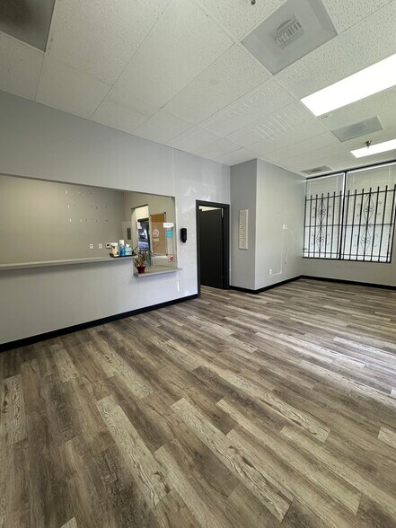 More Photos Of 1027-1047 E Amar Rd, West Covina General Retail For Lease