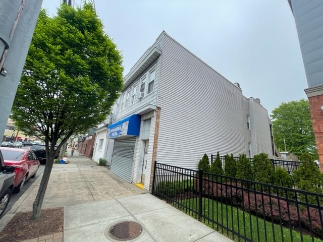 More Photos Of 612 S Broad St, Elizabeth Storefront Retail Residential For Sale