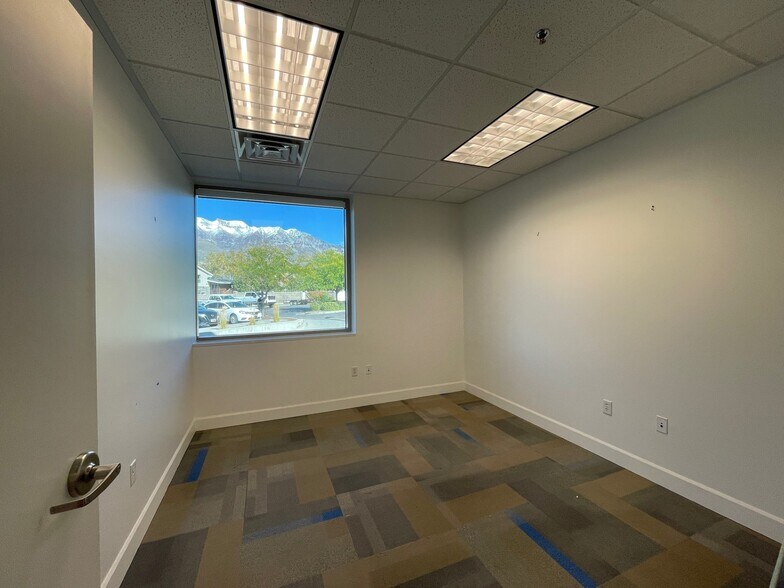 More Photos Of 552-580 W 800 N, Orem Medical For Sale