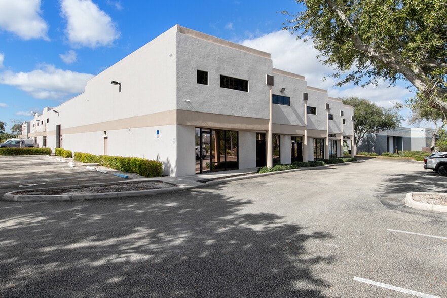 Primary Photo Of 6451 E Rogers Cir, Boca Raton Light Manufacturing For Lease