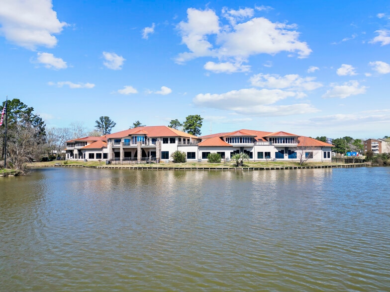 More Photos Of 18001 W Highway 105, Montgomery Medical For Lease