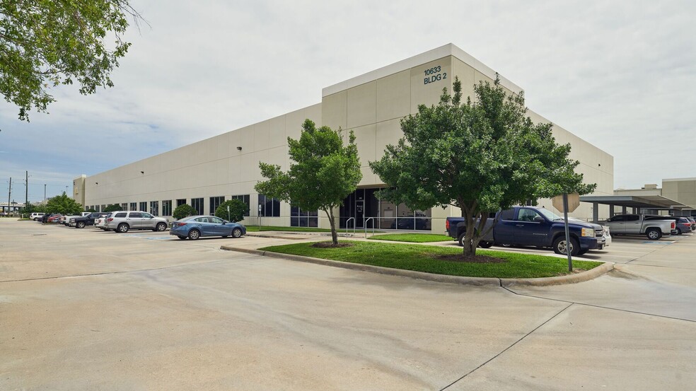 Primary Photo Of 6550 W Sam Houston Pky N, Houston Unknown For Lease