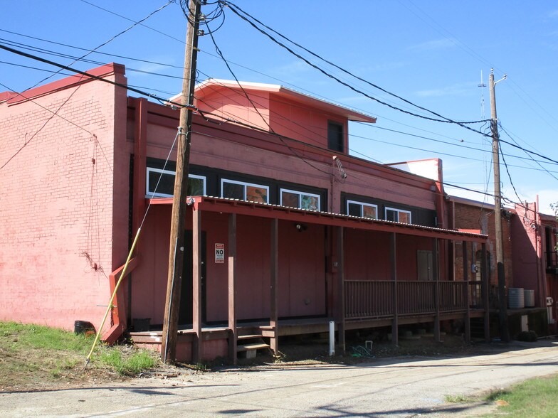 126 N Main St, Grand Saline, TX 75140 Restaurant For Sale