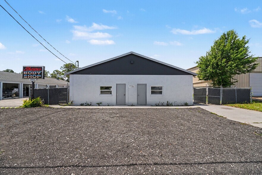 More Photos Of 7731 Industrial Rd, Melbourne Warehouse For Lease